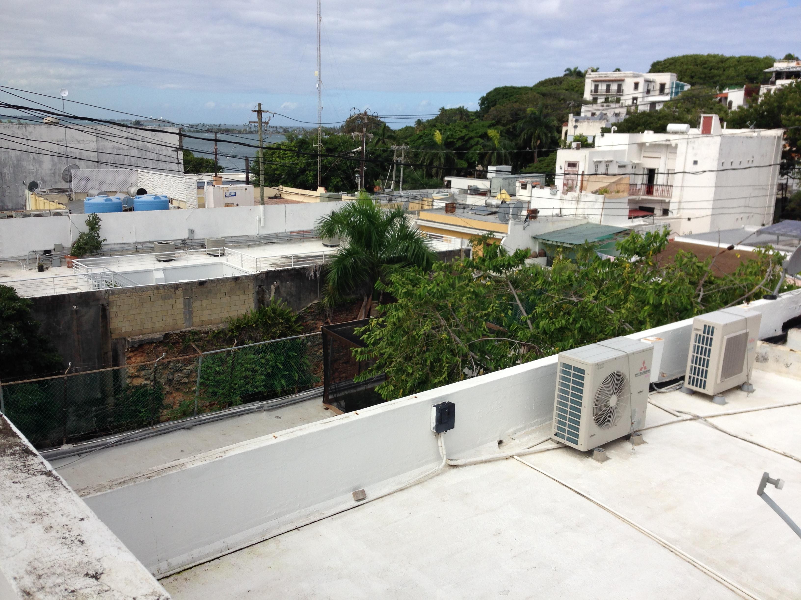 Calle de la Fortaleza 61 - Iglesia Presbiteriana Hugh O’Neill Memorial - San Juan (Viejo San Juan) - 2015 00017